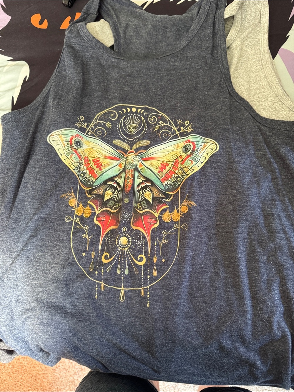 Graphic Tank Tops - Picture 3 of 6